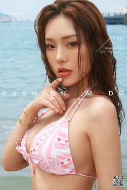 女机械人